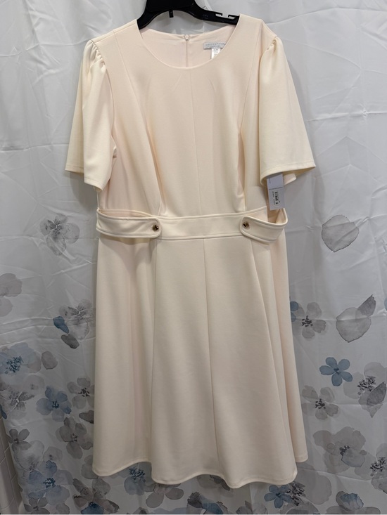 London Times Dresses & Skirts - London Times Cream Midi A-Line Dress with Waist Tab Accents